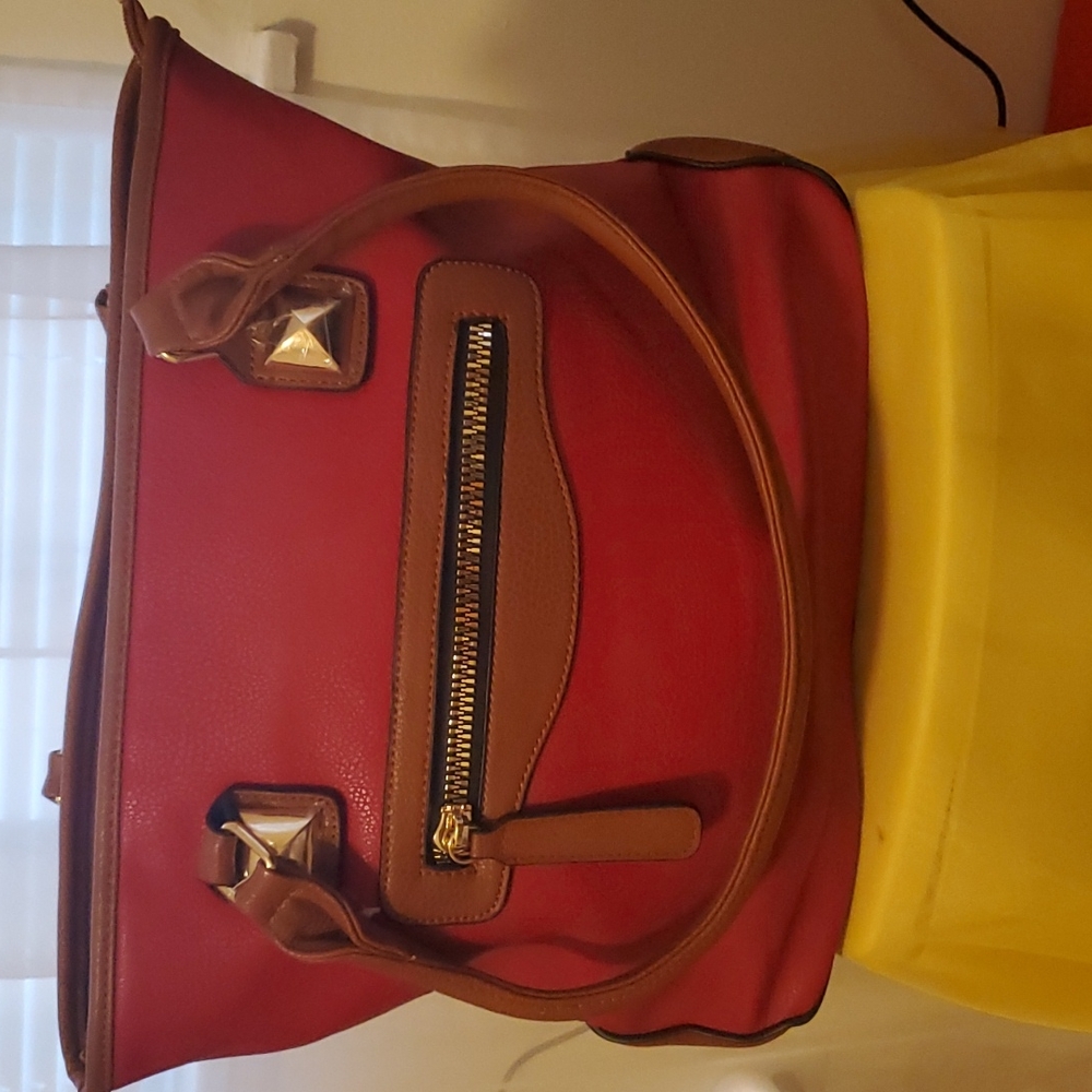 Ladies handbag